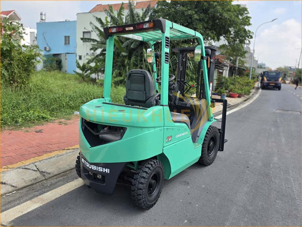 Xe nâng dầu MITSUBISHI FDE20T - Ảnh 3