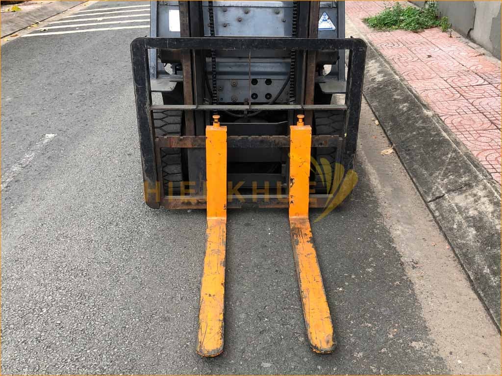 Xe nâng dầu TOYOTA 02-6FD15 - Ảnh 6