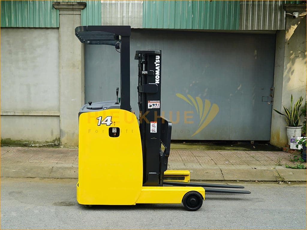 Xe nâng điện đứng lái KOMATSU FB14RL-15 - Ảnh 2