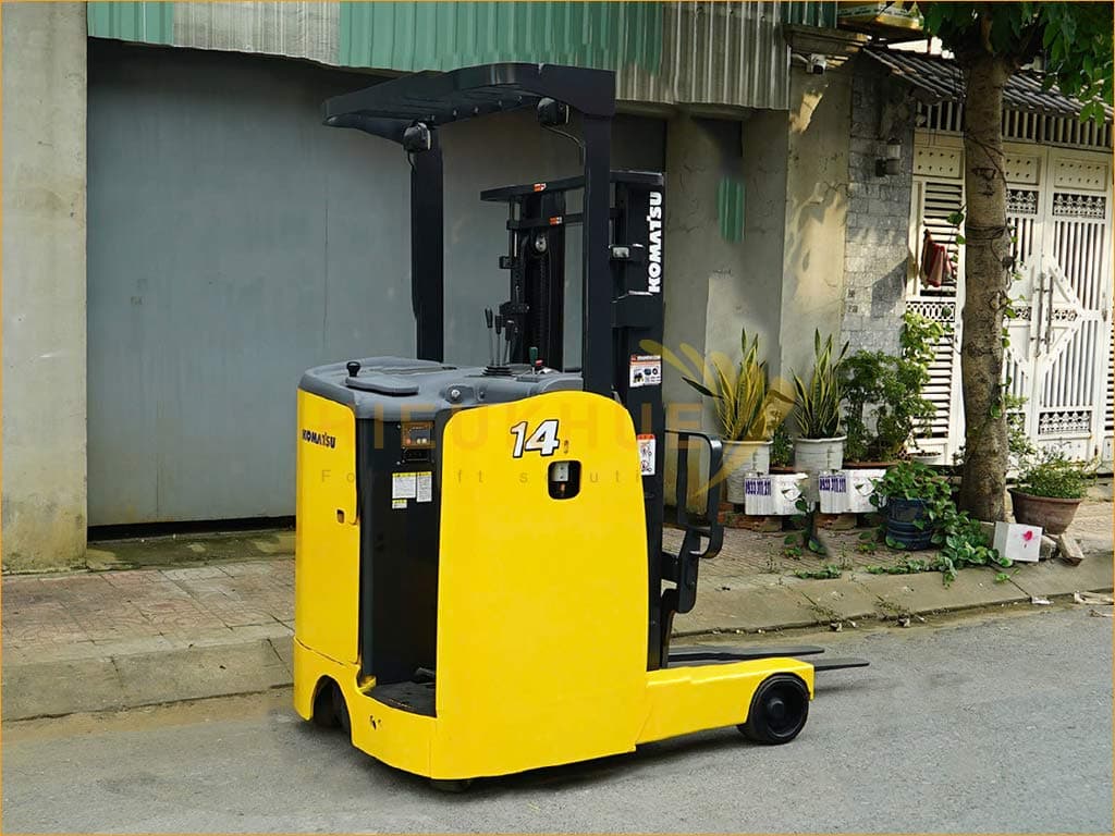 Xe nâng điện đứng lái KOMATSU FB14RL-15 - Ảnh 6