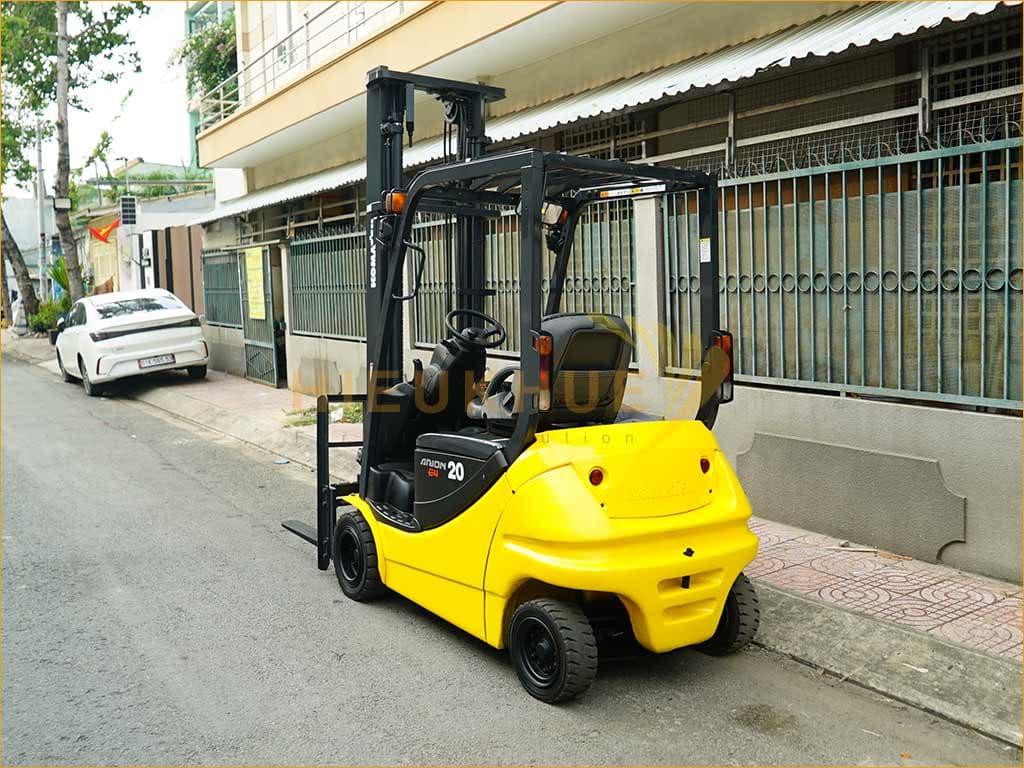 Xe nâng điện ngồi lái KOMATSU FB20A-12 - Ảnh 5