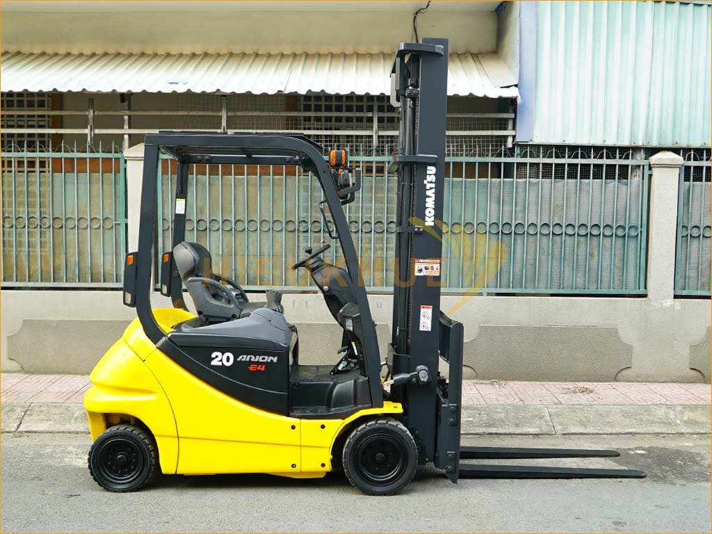Xe nâng điện ngồi lái KOMATSU FB20A-12 - Ảnh 2