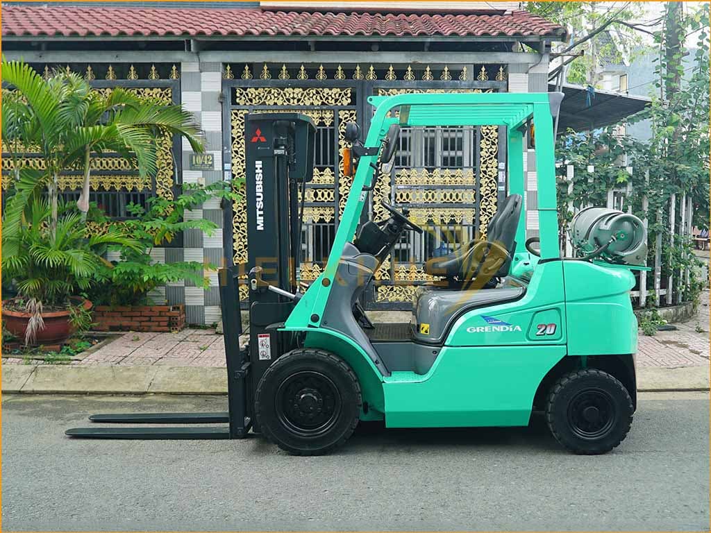 Xe nâng xăng - gas MITSUBISHI FGE20T