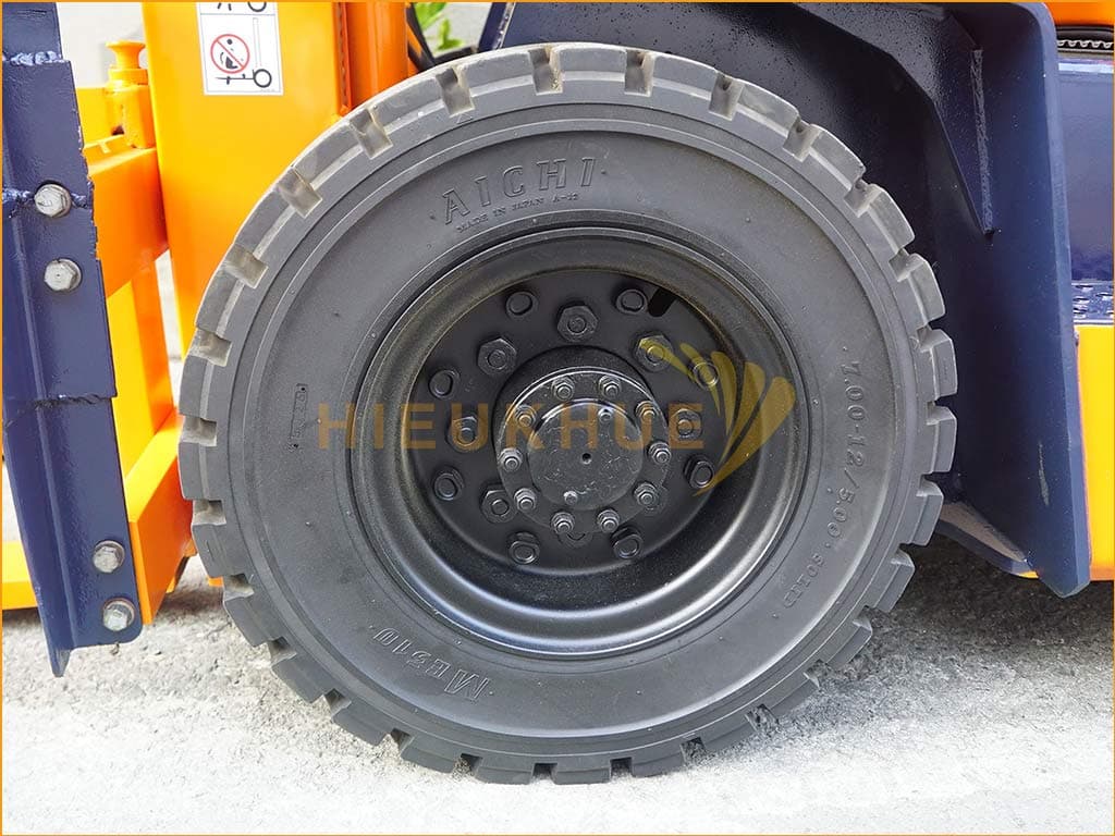 Xe nâng dầu TOYOTA 5FD20 - Ảnh 11