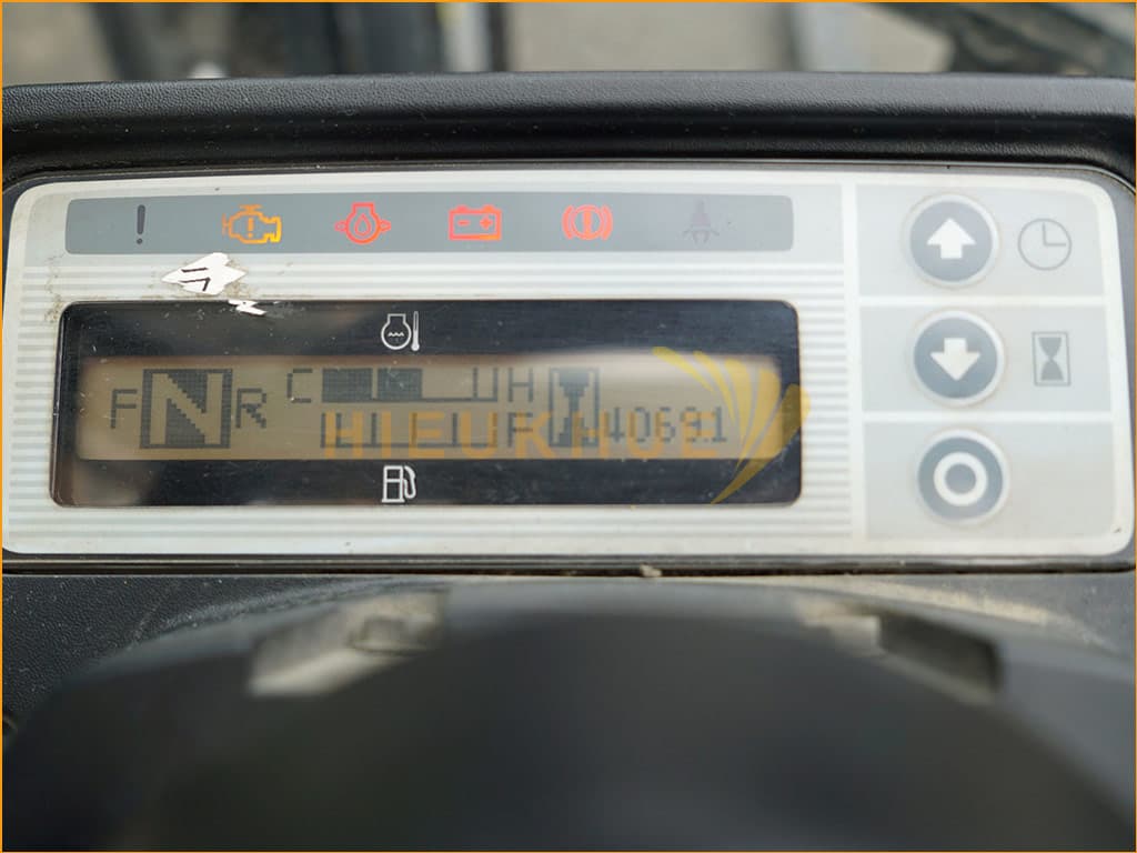 Xe nâng xăng - gas NISSAN EBT-P1F2 - Ảnh 8