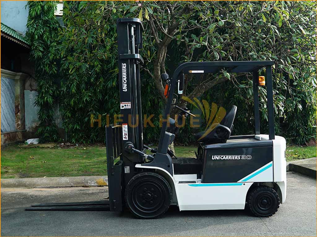 Xe nâng điện ngồi lái UNICARRIERS FB30-8