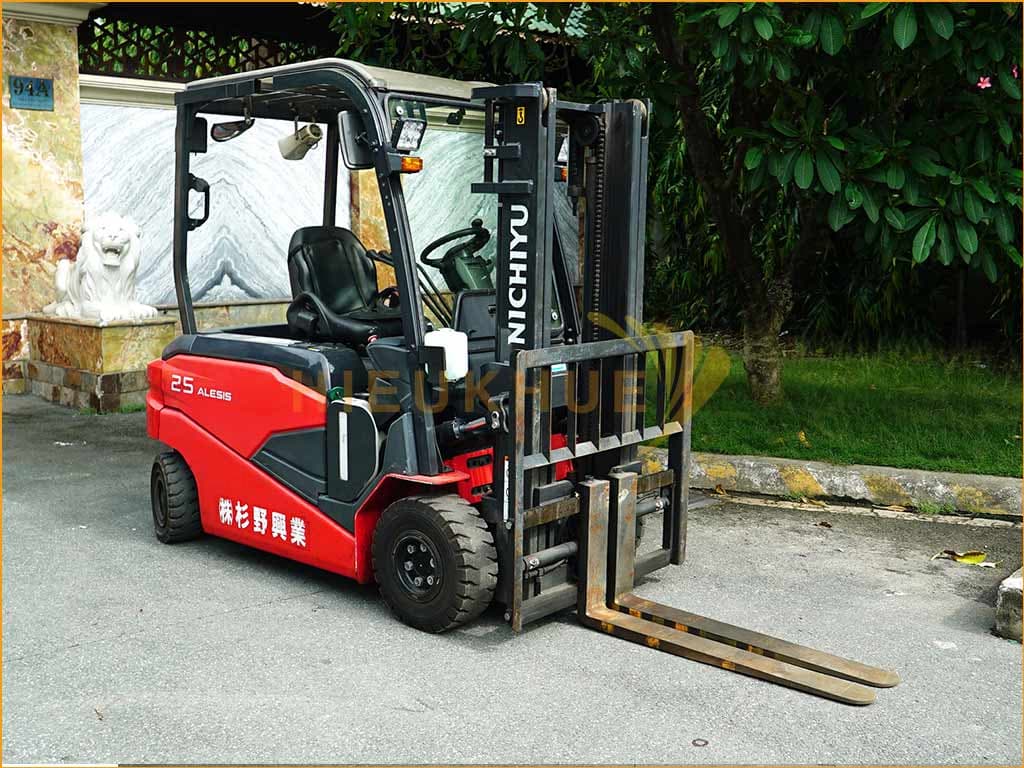 Xe nâng điện ngồi lái NICHIYU FBB25PN-80-300AF - Ảnh 4