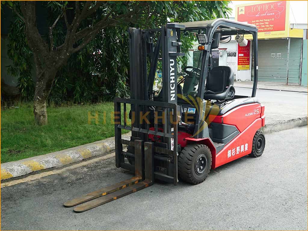 Xe nâng điện ngồi lái NICHIYU FBB25PN-80-300AF - Ảnh 3