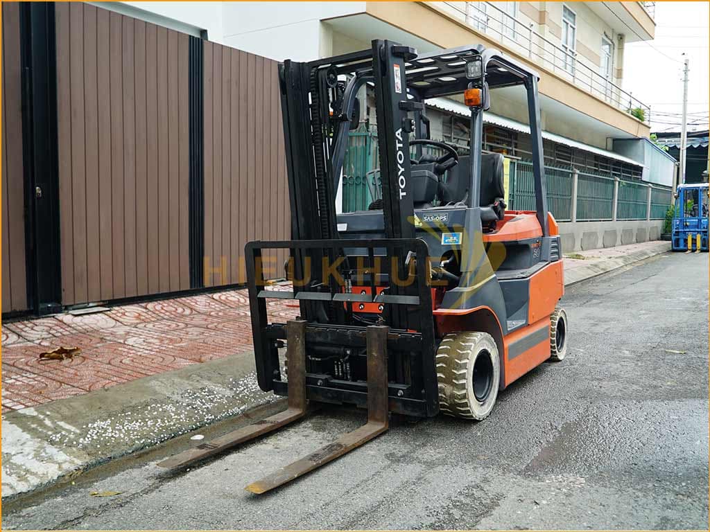 Xe nâng điện ngồi lái TOYOTA 7FBH20 - Ảnh 3