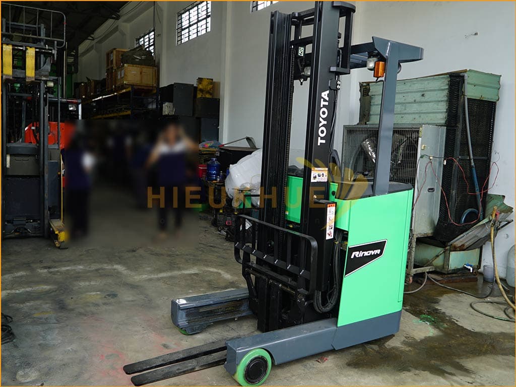 Xe nâng điện đứng lái TOYOTA 8FBR13 - Ảnh 3
