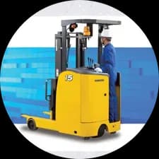 Xe nâng điện đứng lái