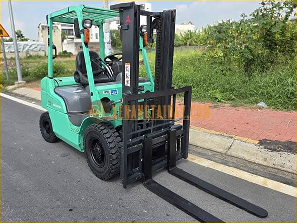 Xe nâng dầu MITSUBISHI FDE20T - Ảnh 5