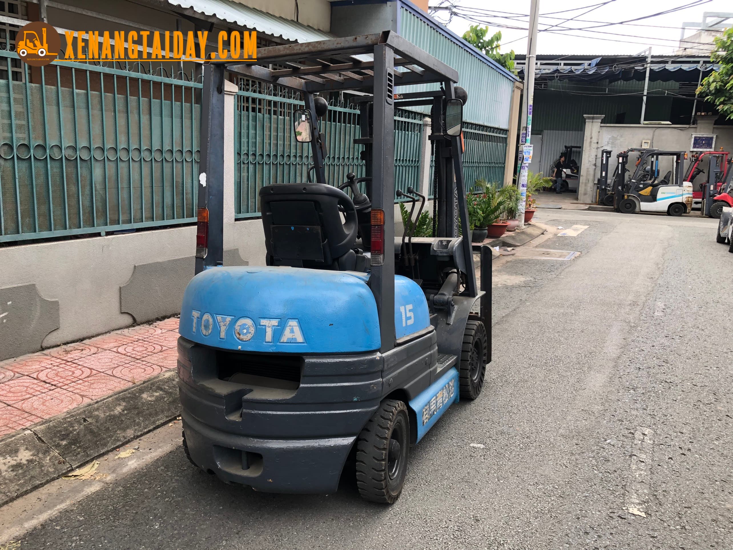 Xe nâng dầu TOYOTA 02-6FD15 - Ảnh 4